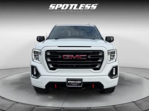 More photos of 2021 GMC Sierra 1500 AT4 at Spotless Auto Loop 1604, TX