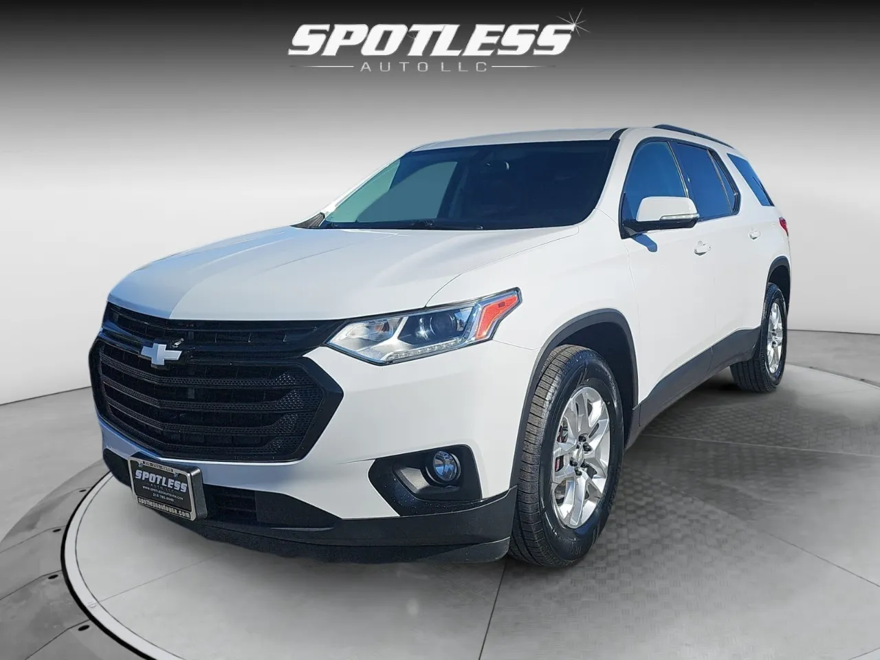 White 2019 Chevrolet Traverse LT for sale in San Antonio, TX