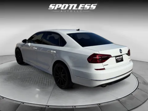 More photos of 2018 Volkswagen Passat at Spotless Auto Loop 1604, TX