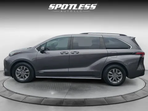 Another view of 2021 Toyota Sienna LE for sale in San Antonio, TX at Spotless Auto Loop 1604