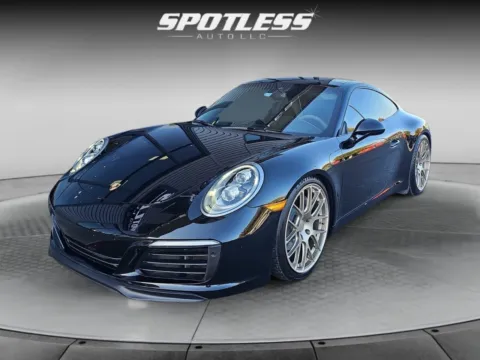 Black 2018 Porsche 911 Carrera for sale in San Antonio, TX
