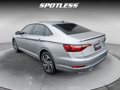 More photos of 2021 Volkswagen Jetta SEL Premium at Spotless Auto Loop 1604, TX