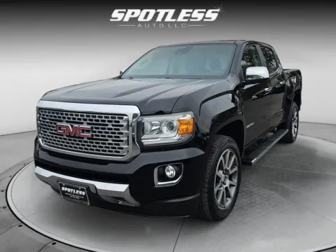 Black 2019 GMC Canyon Denali for sale in San Antonio, TX