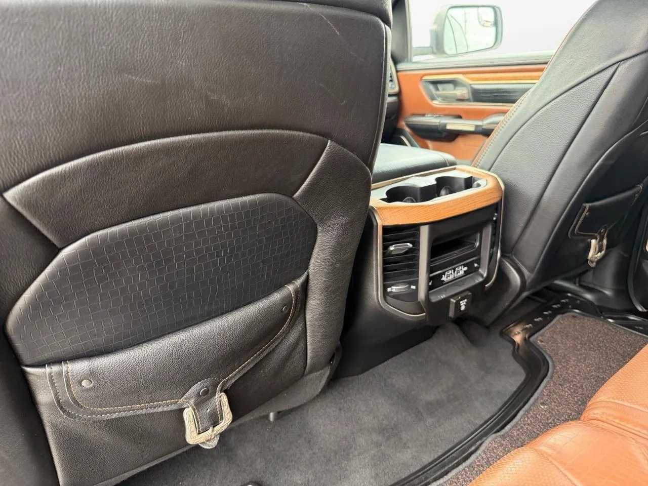 2019 RAM Ram 1500 Pickup Longhorn - Photo 24