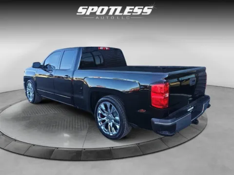 More photos of 2018 Chevrolet Silverado 1500 LT at Spotless Auto Loop 1604, TX