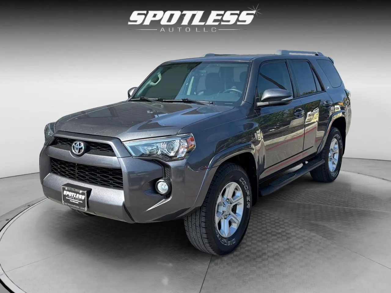 Gray 2018 Toyota 4Runner Limited for sale in San Antonio, TX