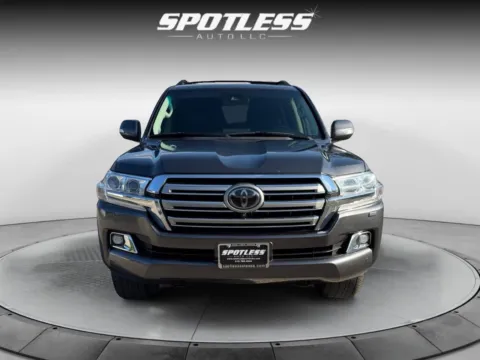 More photos of 2019 Toyota Land Cruiser at Spotless Auto Loop 1604, TX