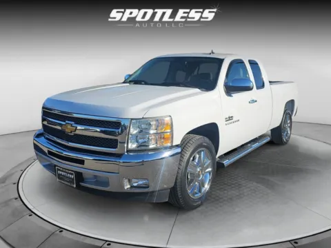 White 2012 Chevrolet Silverado 1500 LT for sale in San Antonio, TX