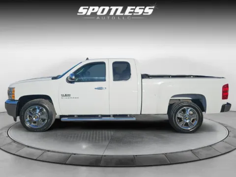 Another view of 2012 Chevrolet Silverado 1500 LT for sale in San Antonio, TX at Spotless Auto Loop 1604