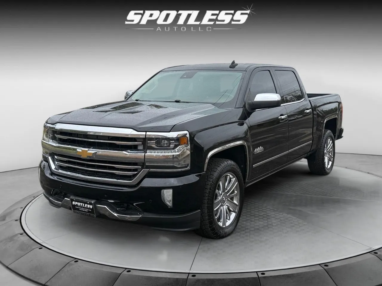 Black 2017 Chevrolet Silverado 1500 High Country for sale in San Antonio, TX