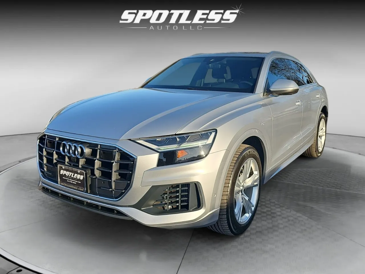 2019 Audi Q8 Premium Plus's photo