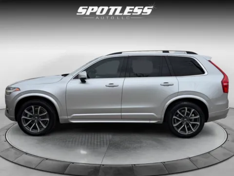 Photos of 2017 Volvo XC90 T6 Momentum for sale in San Antonio, TX at Spotless Auto San Pedro