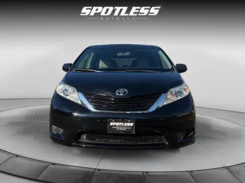 More photos of 2015 Toyota Sienna LE at Spotless Auto Loop 1604, TX