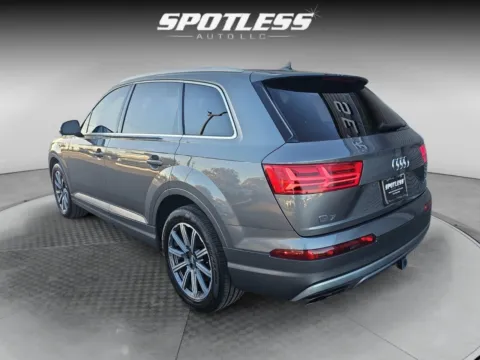 More photos of 2018 Audi Q7 3.0T Premium Plus at Spotless Auto Loop 1604, TX