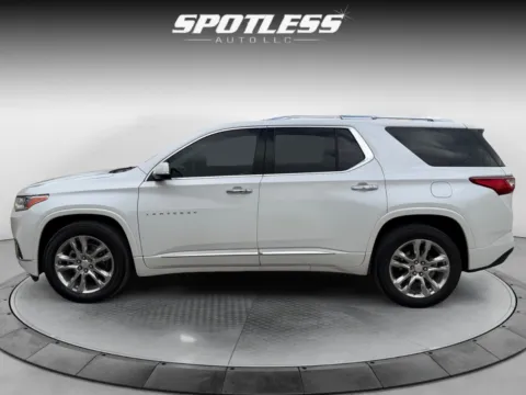 Another view of 2020 Chevrolet Traverse High Country for sale in San Antonio, TX at Spotless Auto Loop 1604
