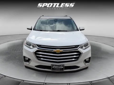 More photos of 2020 Chevrolet Traverse High Country at Spotless Auto Loop 1604, TX
