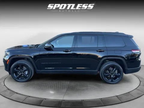 More photos of 2023 Jeep Grand Cherokee L Altitude at Spotless Auto Loop 1604, TX