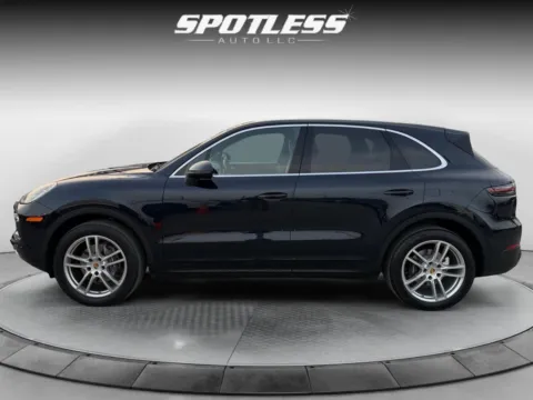 Another view of 2020 Porsche Cayenne for sale in San Antonio, TX at Spotless Auto Loop 1604