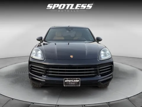 More photos of 2020 Porsche Cayenne at Spotless Auto Loop 1604, TX