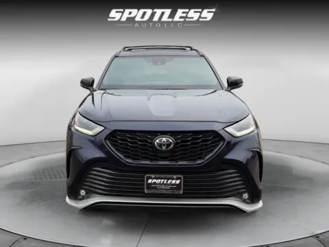 More photos of 2023 Toyota Highlander XSE at Spotless Auto Loop 1604, TX