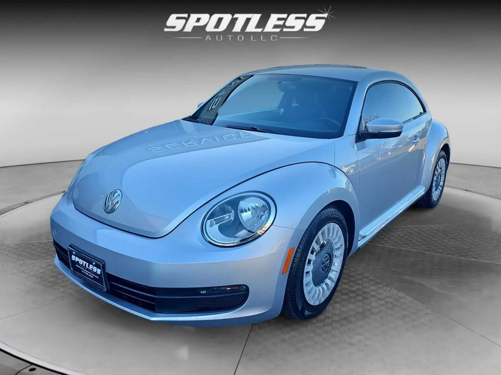 Silver 2013 Volkswagen Beetle 2.5L for sale in San Antonio, TX