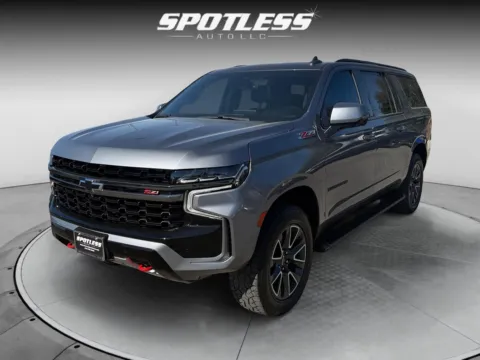 Gray 2022 Chevrolet Suburban Z71 for sale in San Antonio, TX