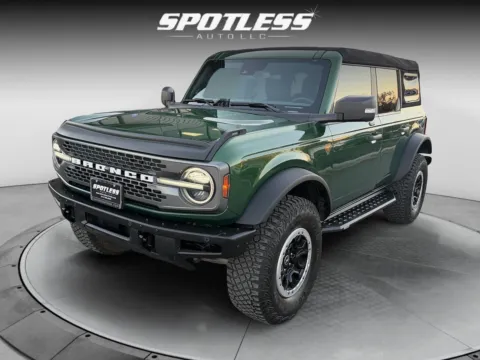 Green 2023 Ford Bronco Badlands for sale in San Antonio, TX