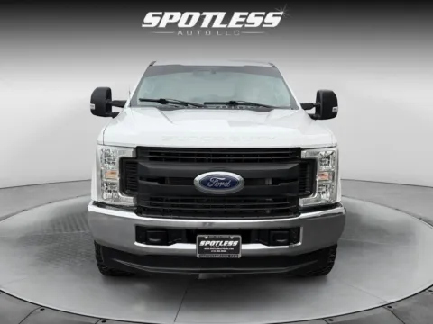 More photos of 2019 Ford F-250 Super Duty XL at Spotless Auto Loop 1604, TX
