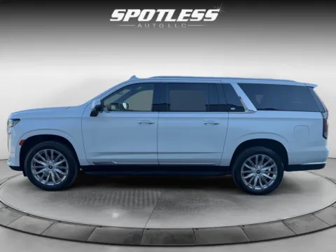 Another view of 2022 Cadillac Escalade ESV Premium Luxury for sale in San Antonio, TX at Spotless Auto Loop 1604