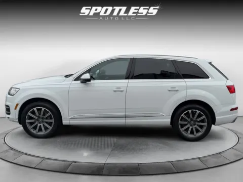 Another view of 2017 Audi Q7 2.0T quattro Premium Plus for sale in San Antonio, TX at Spotless Auto Loop 1604