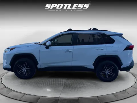 More photos of 2019 Toyota RAV4 XLE at Spotless Auto Loop 1604, TX