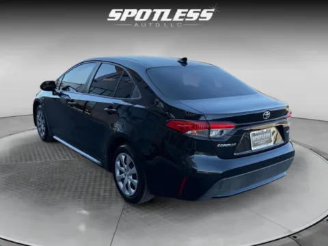 More photos of 2022 Toyota Corolla LE at Spotless Auto Loop 1604, TX