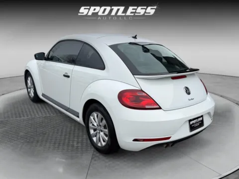More photos of 2018 Volkswagen Beetle 2.0T S at Spotless Auto Loop 1604, TX