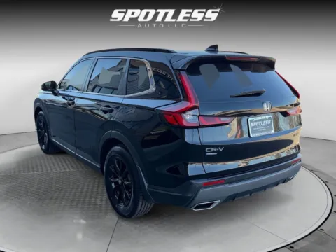 More photos of 2024 Honda CR-V Hybrid Sport-L at Spotless Auto Loop 1604, TX