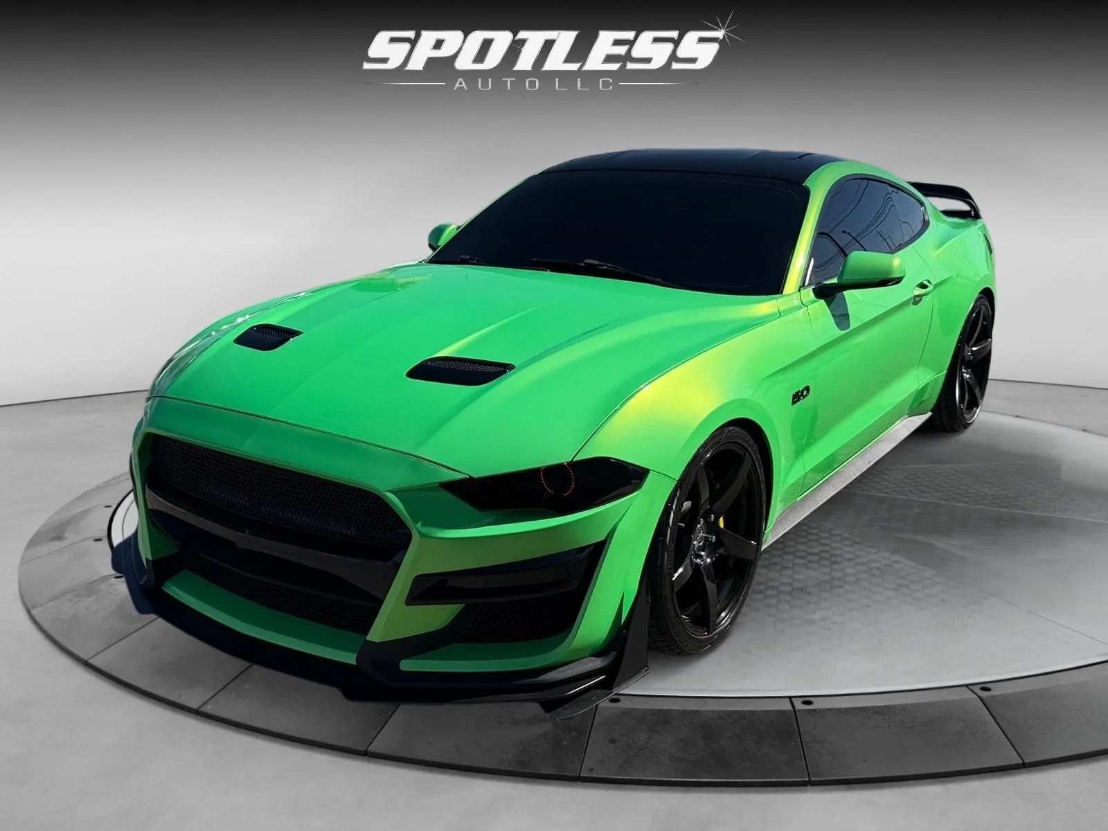 White 2020 Ford Mustang Premium for sale in San Antonio, TX