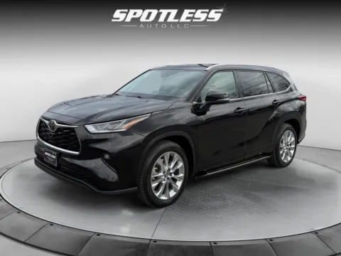 Black 2020 Toyota Highlander Limited for sale in San Antonio, TX