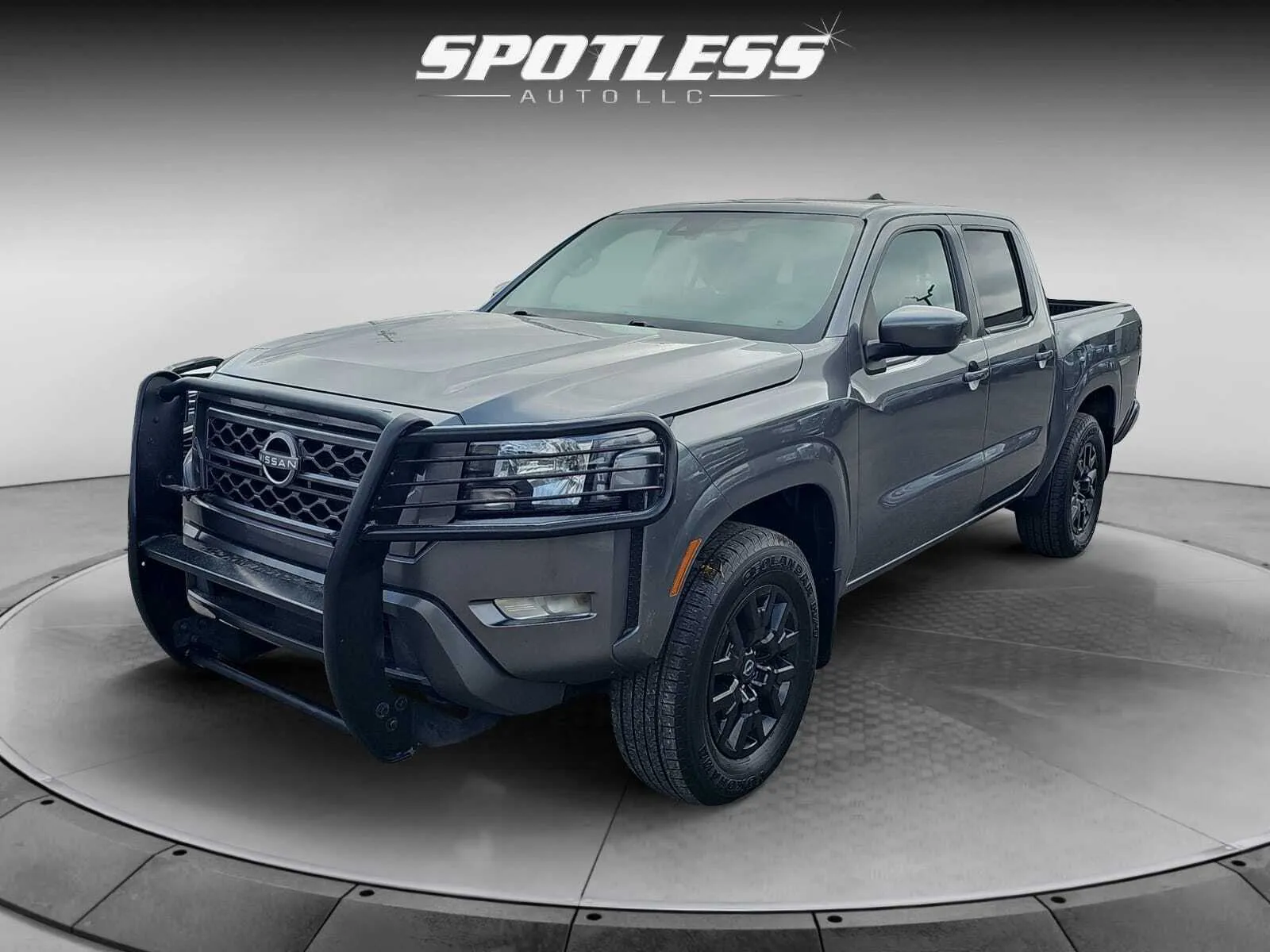 Gray 2023 Nissan Frontier for sale in San Antonio, TX