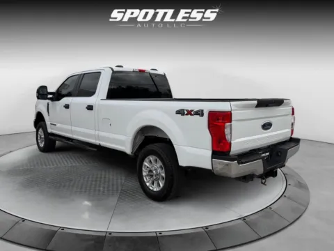More photos of 2022 Ford F-350 Super Duty at Spotless Auto Loop 1604, TX