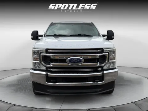More photos of 2022 Ford F-350 Super Duty at Spotless Auto Loop 1604, TX