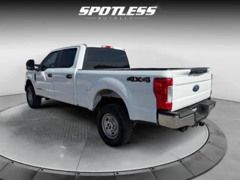 More photos of 2017 Ford F-250 Super Duty XL at Spotless Auto Loop 1604, TX