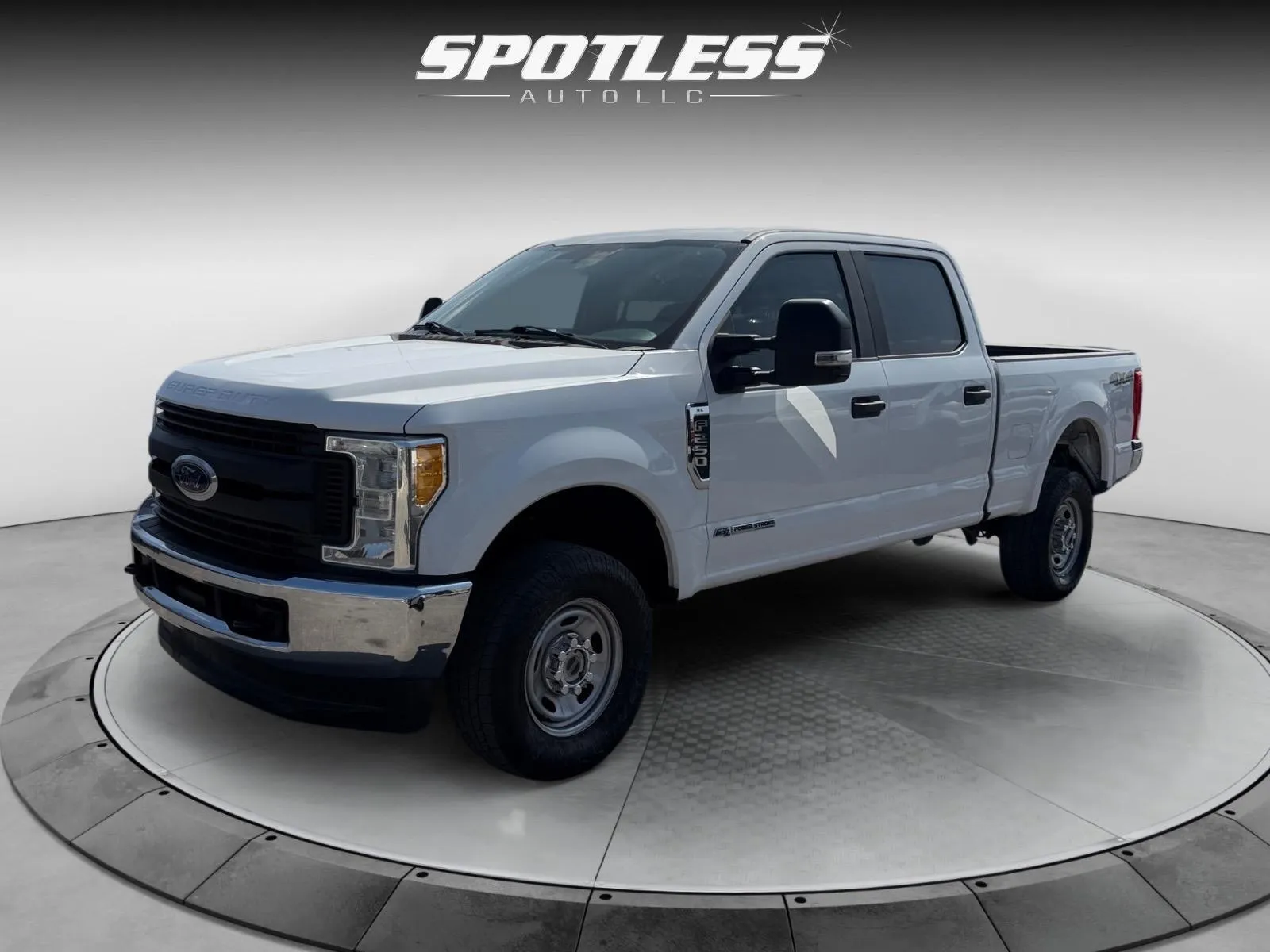 White 2017 Ford F-250 Super Duty XL for sale in San Antonio, TX