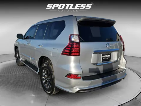 More photos of 2019 Lexus GX 460 at Spotless Auto Loop 1604, TX