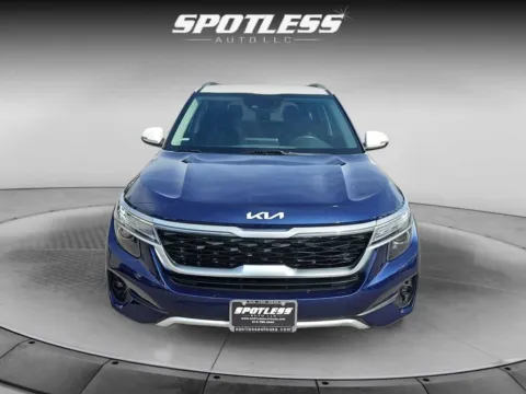 More photos of 2023 Kia Seltos S at Spotless Auto Loop 1604, TX