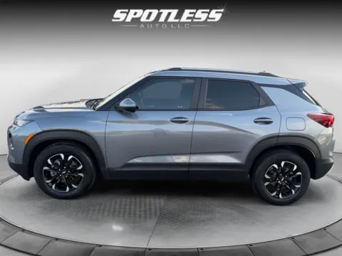 More photos of 2022 Chevrolet Trailblazer LT at Spotless Auto Loop 1604, TX