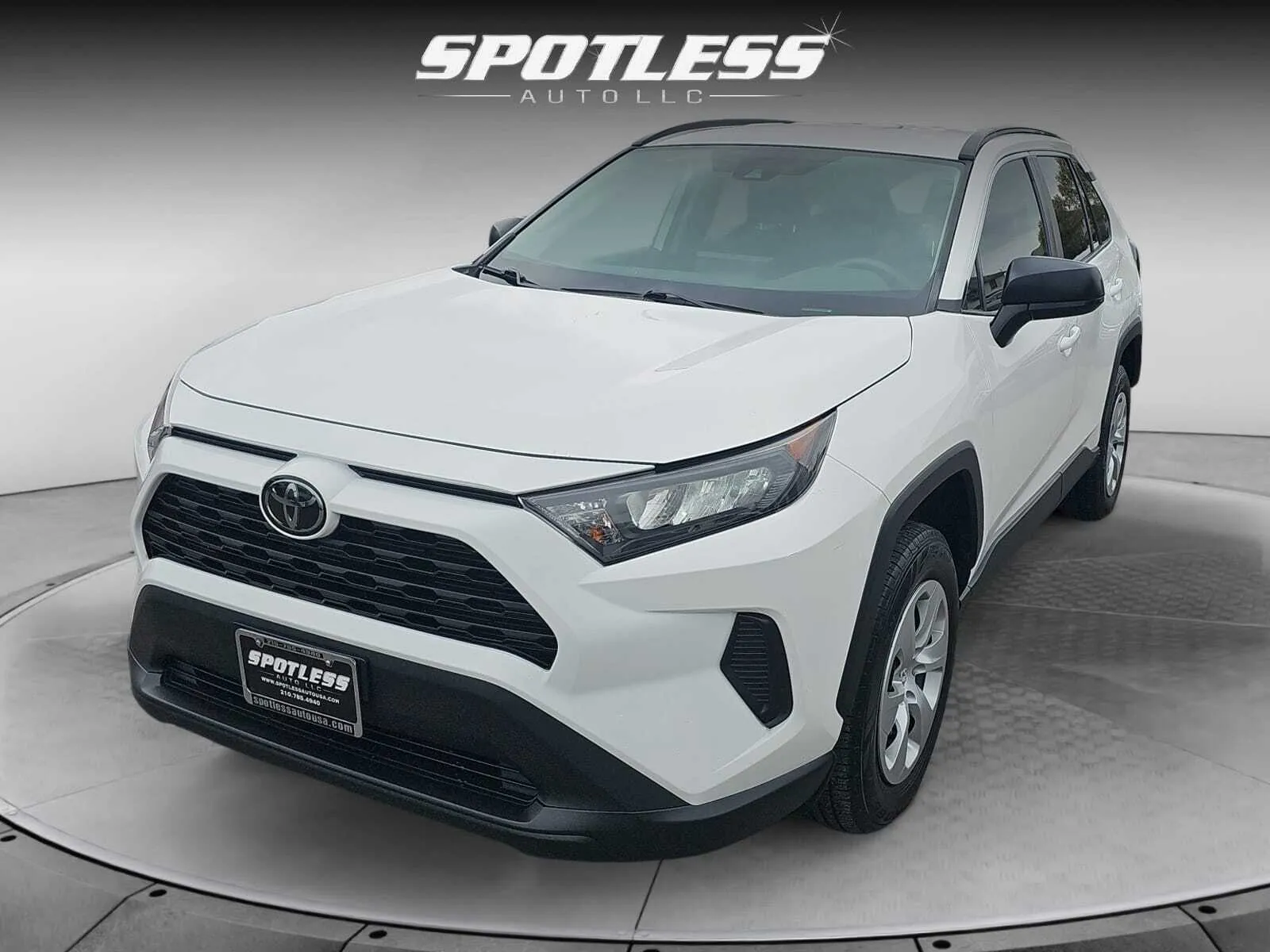 2020 Toyota RAV4 LE