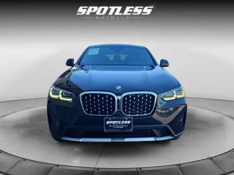 More photos of 2022 BMW X4 xDrive30i at Spotless Auto Loop 1604, TX