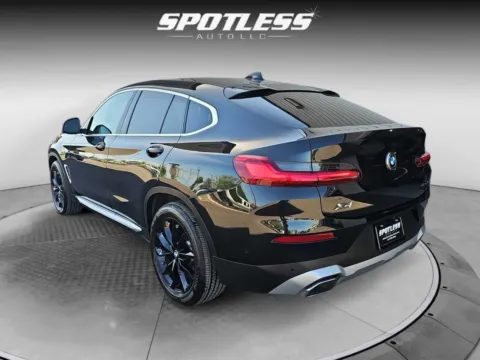 More photos of 2022 BMW X4 xDrive30i at Spotless Auto Loop 1604, TX