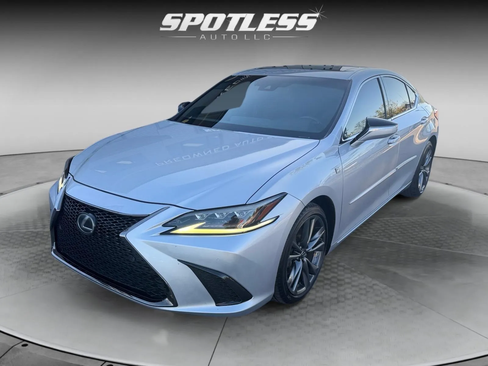 Silver 2019 Lexus ES 350 for sale in San Antonio, TX