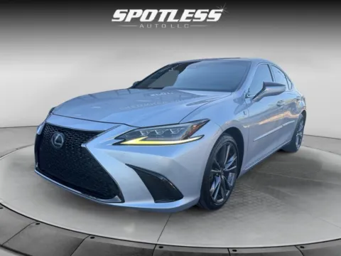 Another view of 2019 Lexus ES 350 for sale in San Antonio, TX at Spotless Auto Loop 1604