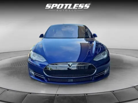 More photos of 2016 Tesla Model S 90D at Spotless Auto Loop 1604, TX